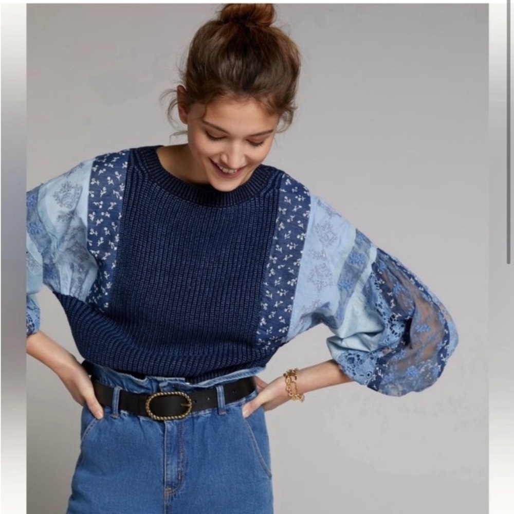 Anthropologie Sweater. Fits size S. Never worn. Slightly cropped.